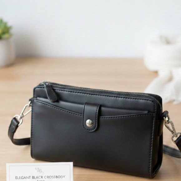 Handbags - Black Small Crossbody Bag